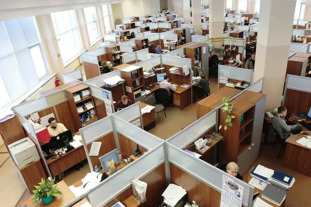 traditional-office space image